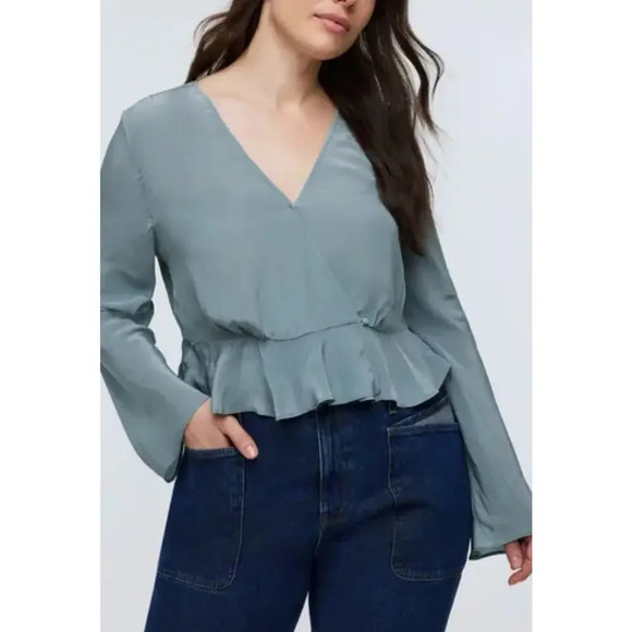 NWT Madewell Size 4 Bell Sleeve Wrap Top‎ Blue Formal Causal Viscose Holiday - Picture 1 of 7
